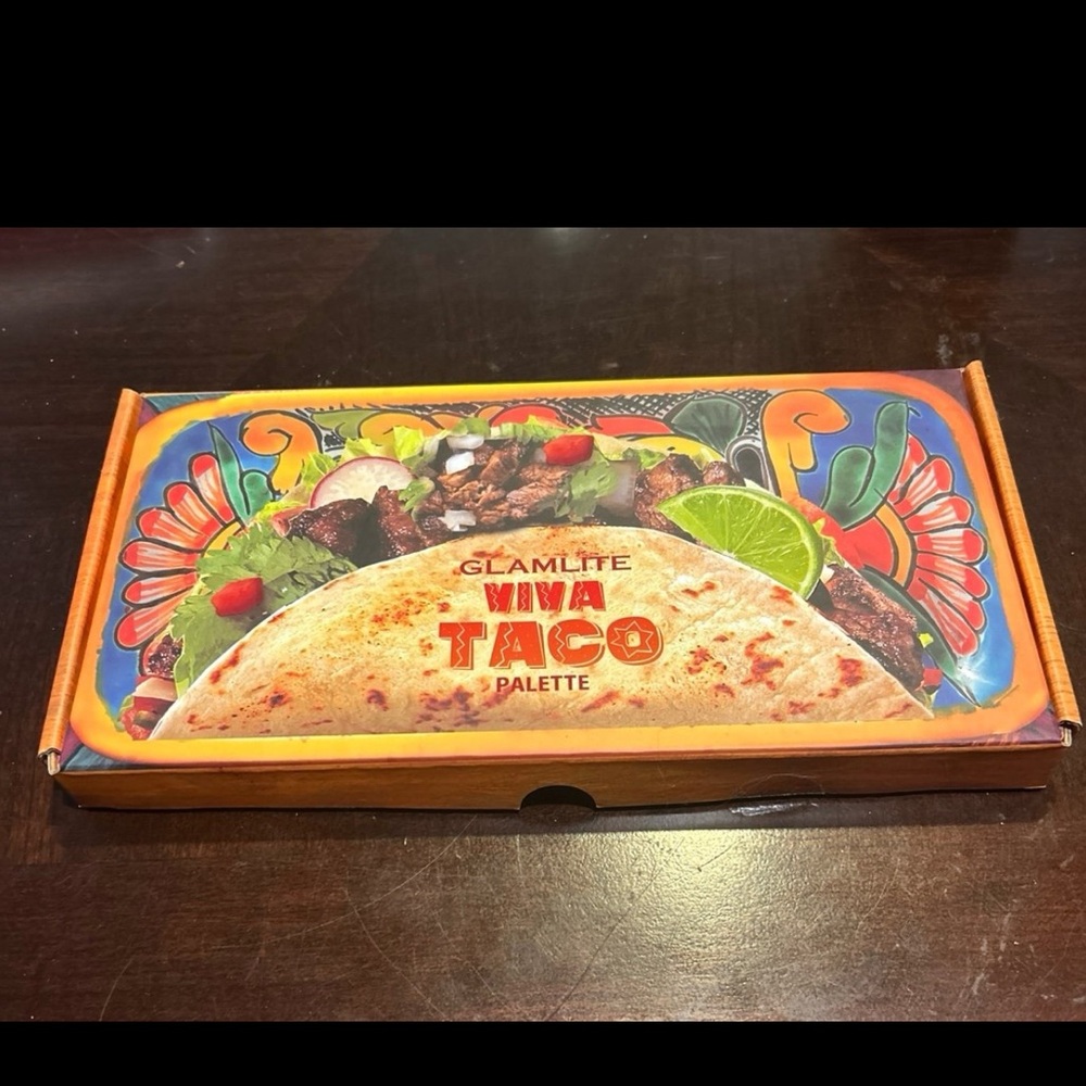 Glamlite Viva Taco Eyeshadow Palette